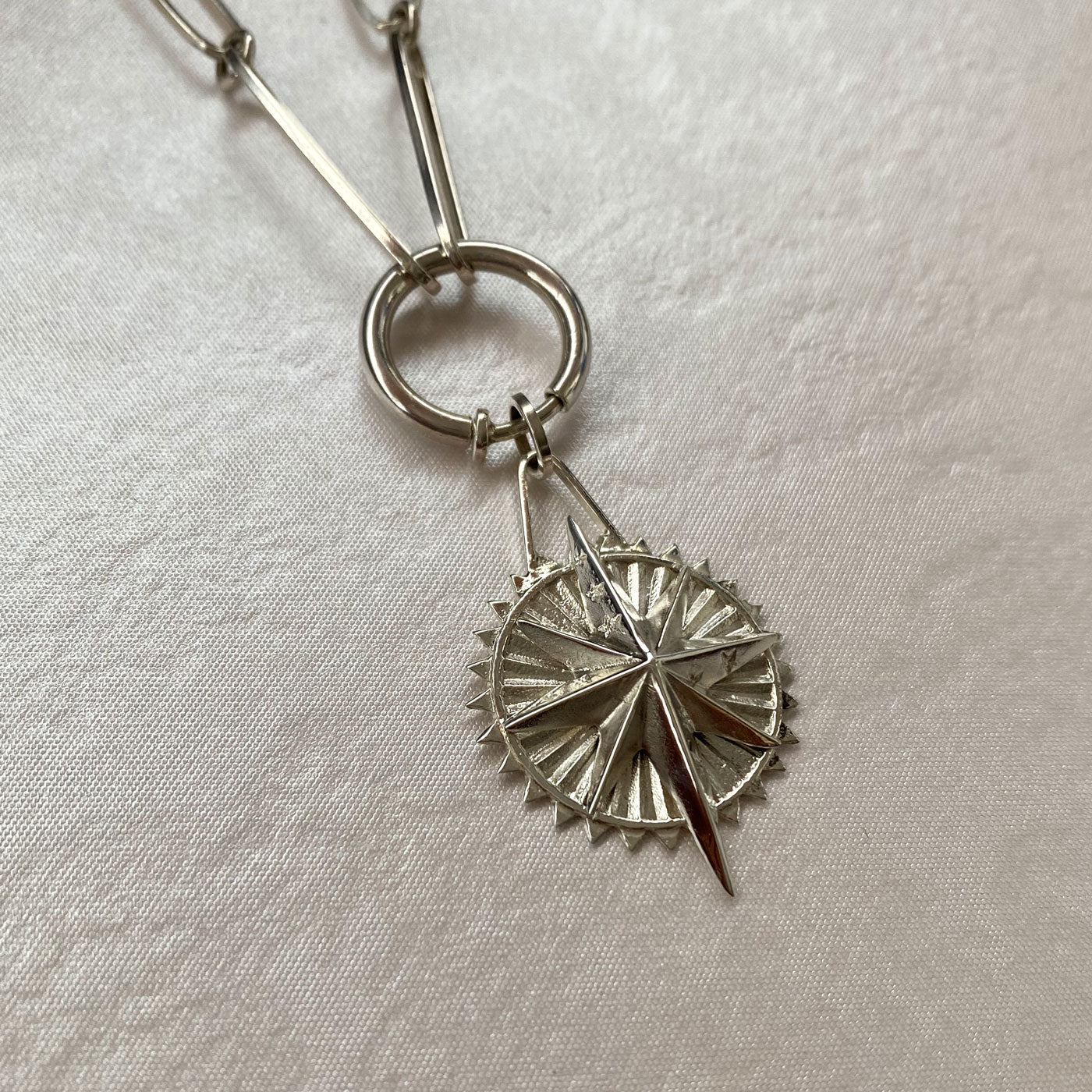 joyas-en-plata-colombia-cadena-gruesa-corta-en-plata-ana-buendia