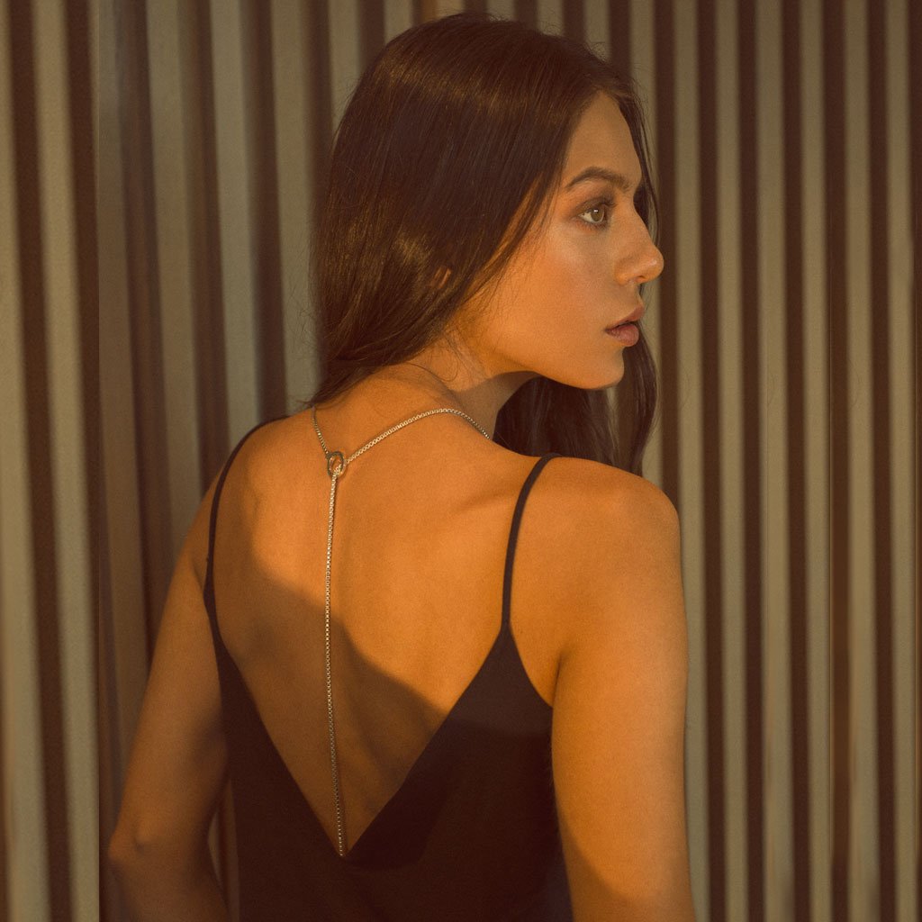 cadena negra esset joyas de moda ana buendia