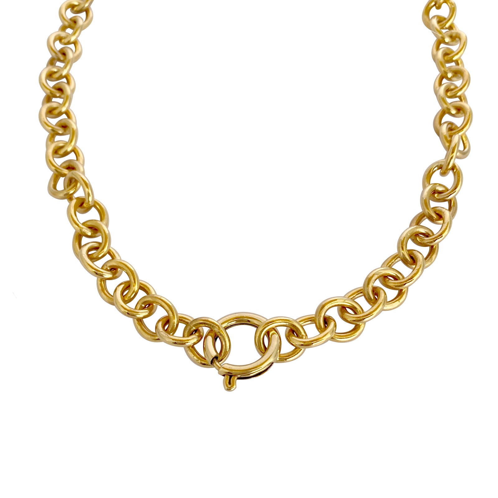 cadena gruesa dorada broche en el centro joyas misticas