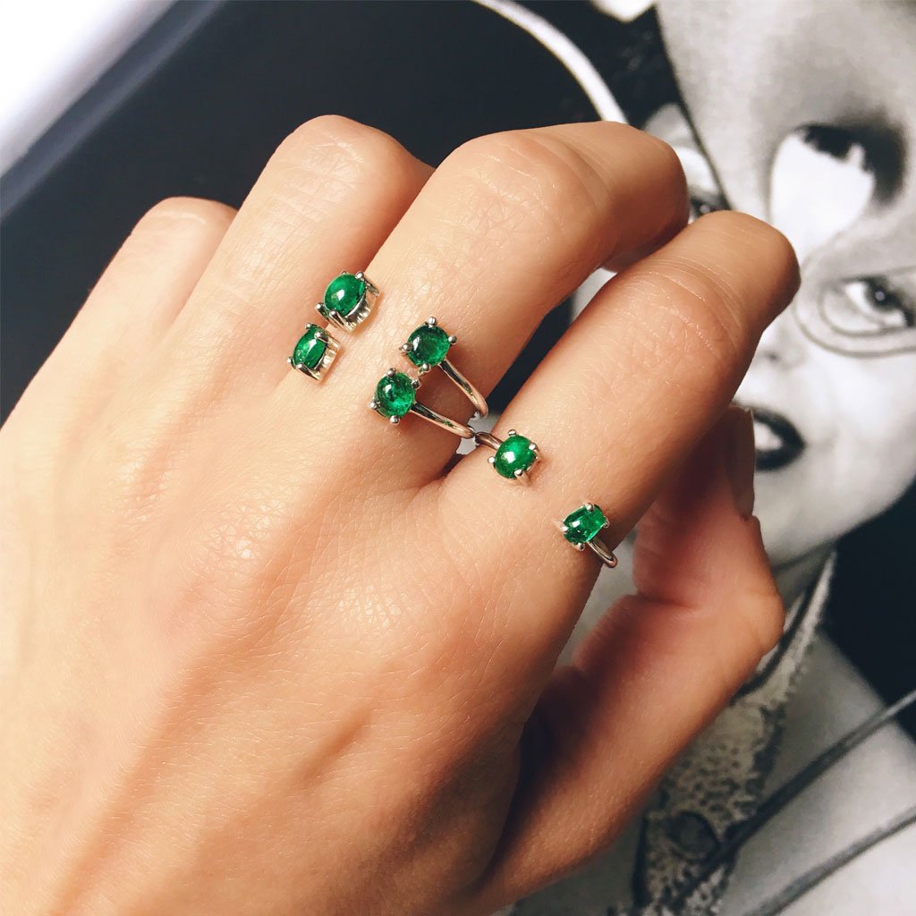anillo abierto esmeralda colombiana joyas con significado