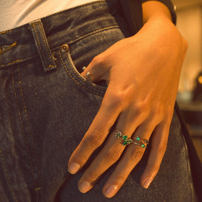 anillos delicados de esmeralda joyera colombiana Ana Buendia